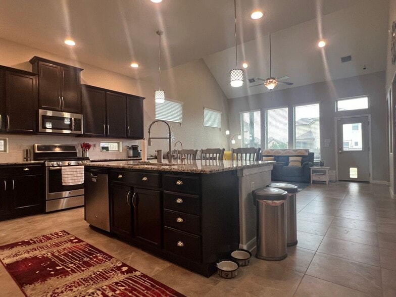 Building Photo - 8224 Limerick Falls