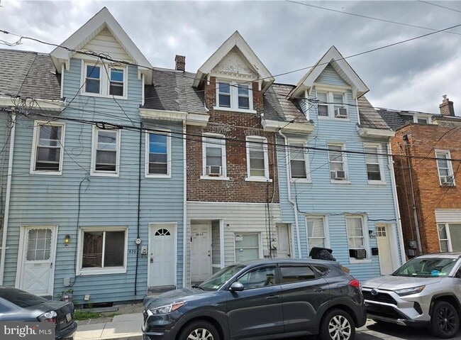 Building Photo - 436 Pierce St
