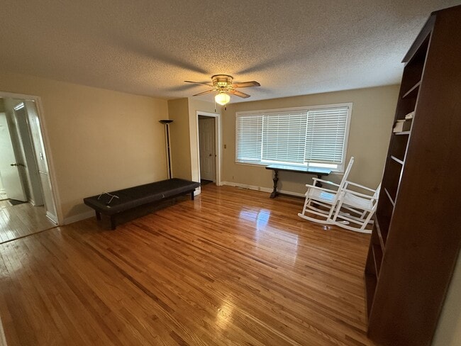 Building Photo - 130 Bobby Rash Rd