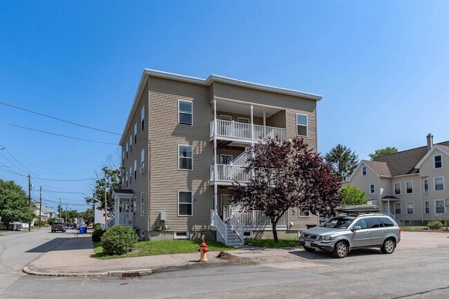 Building Photo - 105 Taylor St