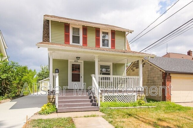 Building Photo - 14210 Athens Ave