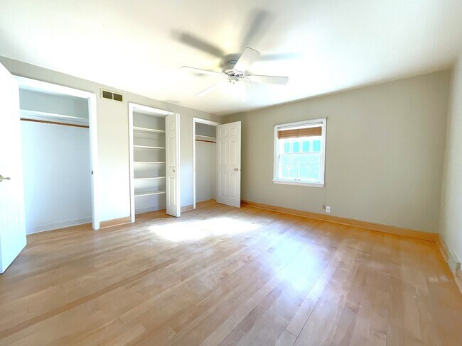 Building Photo - 1104/06 E Glendale Ave