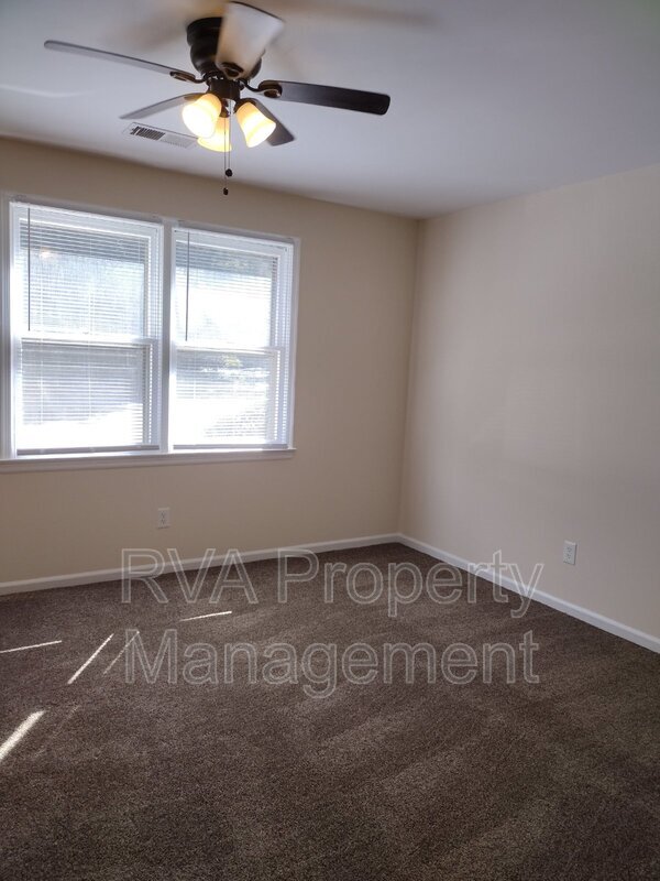 Building Photo - 5300 Jovern Dr