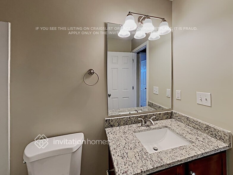 Building Photo - 601 Bellefont Ct
