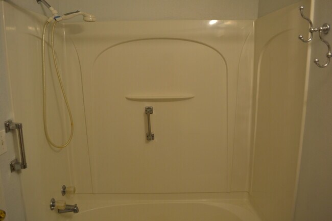 Building Photo - Nice and previously remodeled 2 bedroom w/ detached 3rd bedroom, carport & storage garage in Clay...