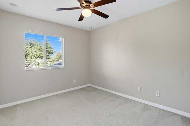 Building Photo - 3383 Antica St