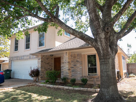 Building Photo - 507 Eaglecreek Dr