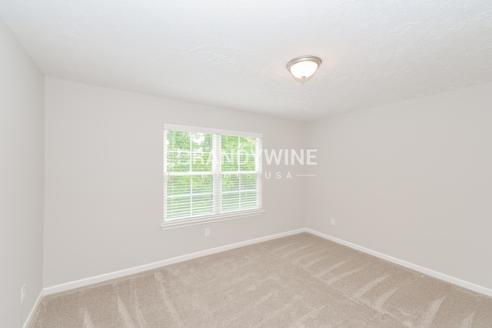 Building Photo - 3218 Clemons Cir