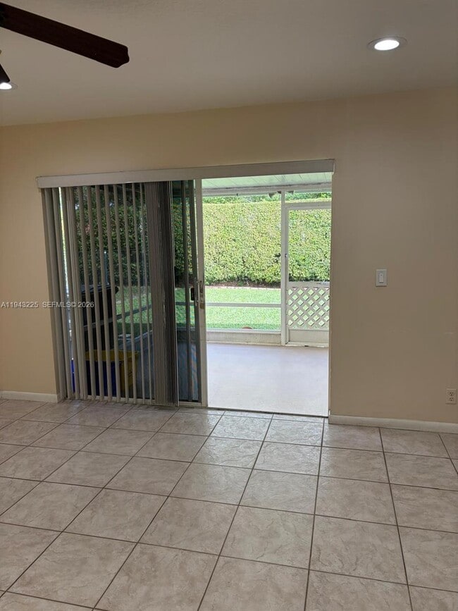 Building Photo - 4829 Purdue Dr