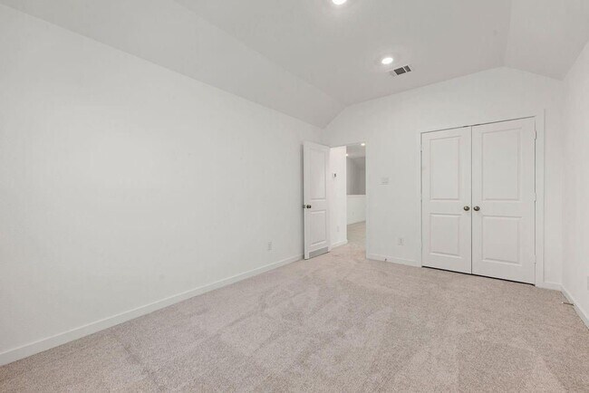 Building Photo - 6411 Symphony Wave Dr
