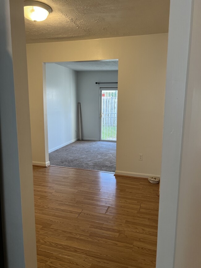 Building Photo - 5827 Suitland Rd