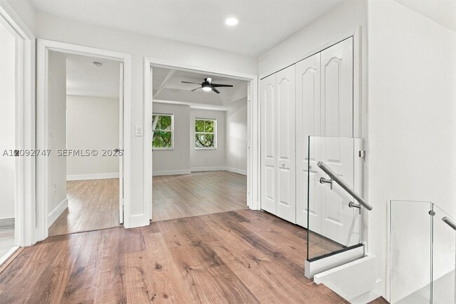 Building Photo - 16963 SW 38th St