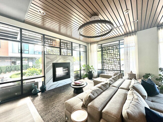 Building Photo - 1bd/1ba Kirkland Condo