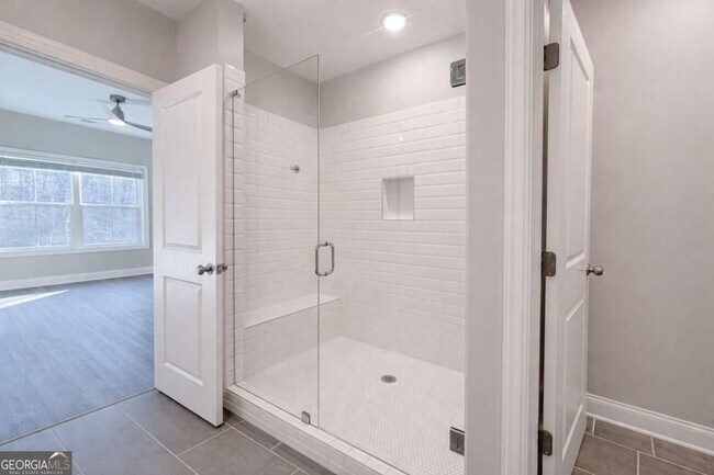 Building Photo - 1375 Walking Wy