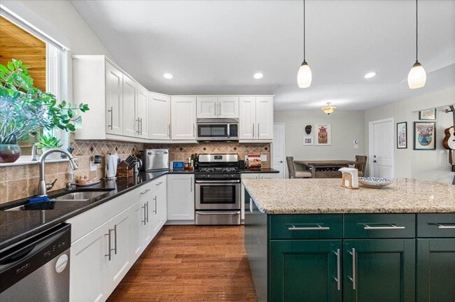 Building Photo - 8514 Burrell Dr