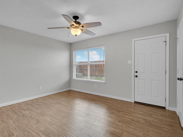Building Photo - 5920 Heatherglen Terrace