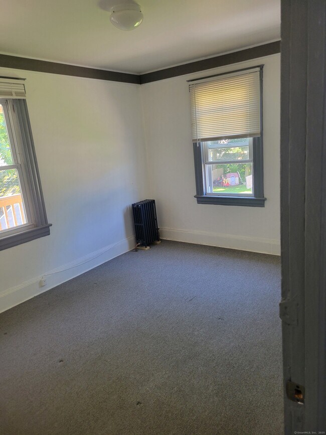 Building Photo - 178 Spruce St