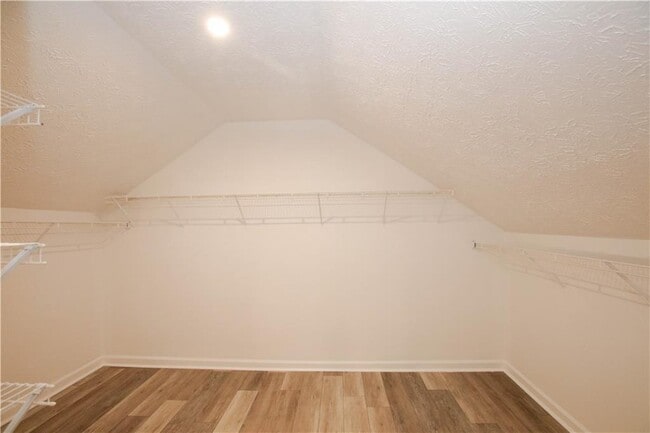 Building Photo - 4130 Wildridge Dr