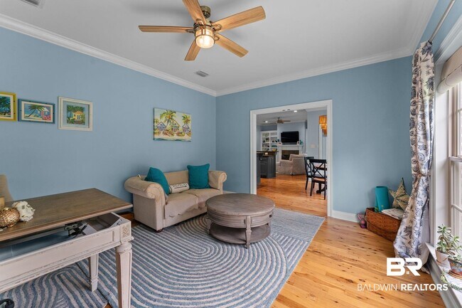 Building Photo - 25911 Tealwood Dr