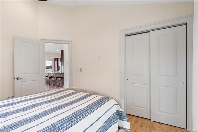 Building Photo - 73 W Tiana Rd