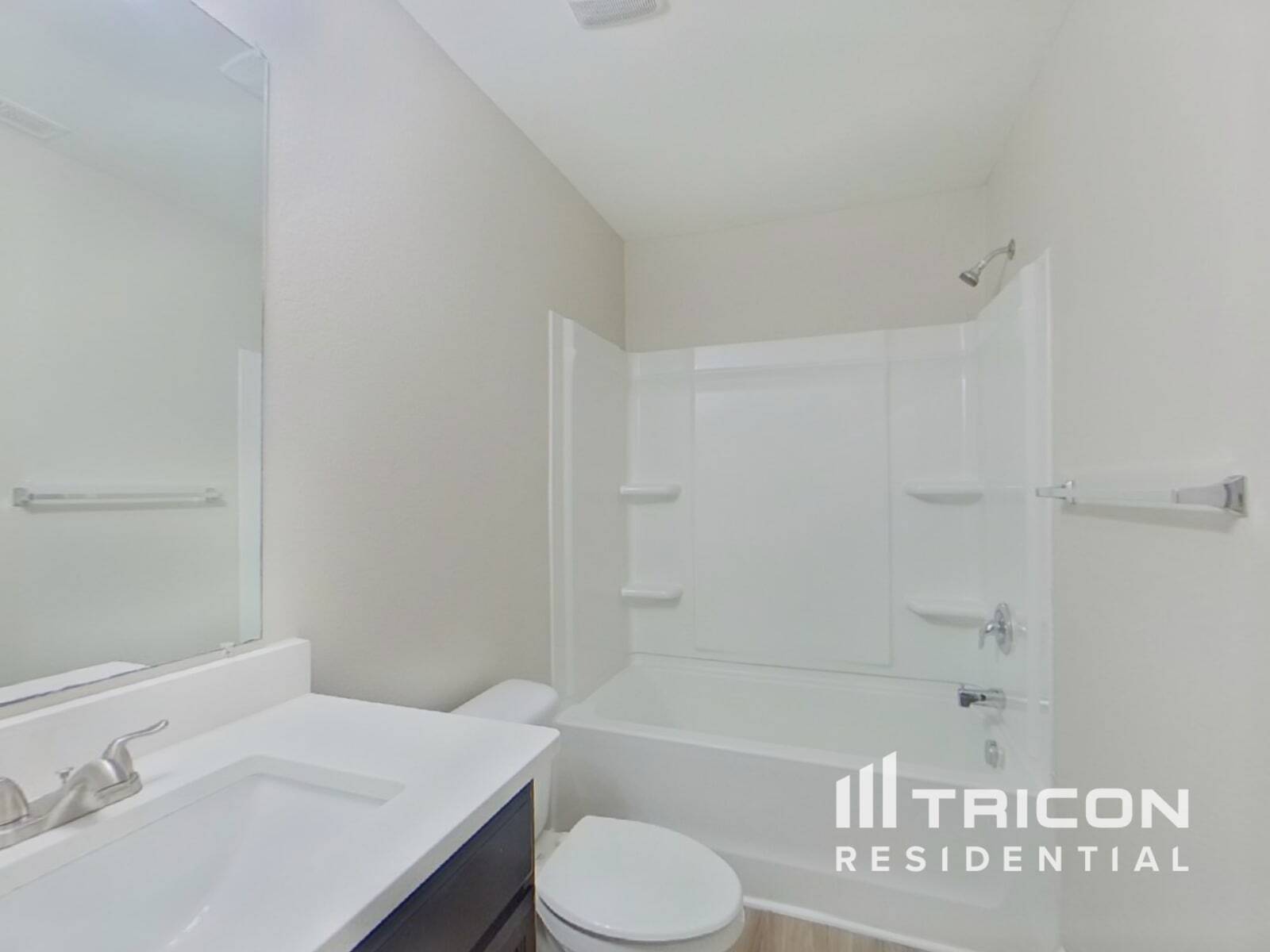 Building Photo - 750 Chariot Way