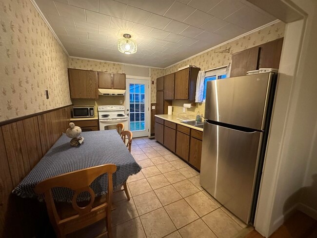 Building Photo - 67 Cable Rd