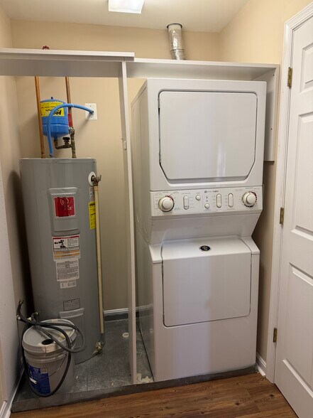 Laundry - 26 Bella Vita Ct