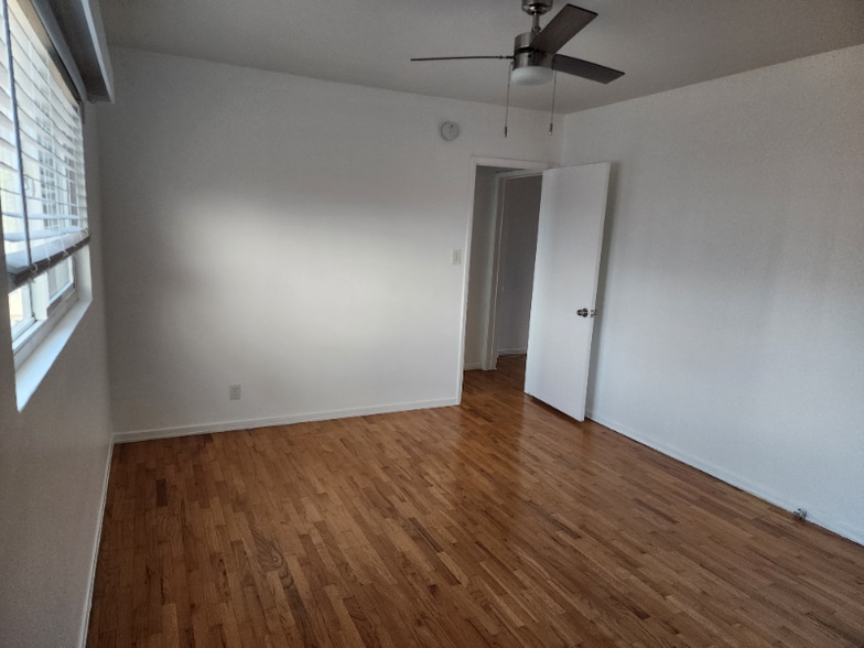 Building Photo - 1025 Idaho Ave