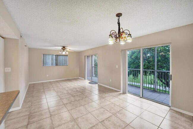 Building Photo - 9470 Tangerine Pl