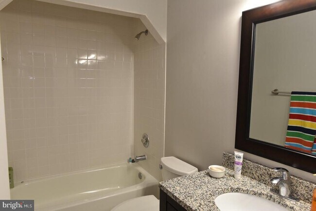 Building Photo - 11778 Hollyview Dr