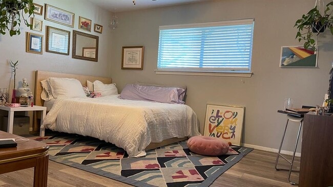 Building Photo - 12600 Rampart St