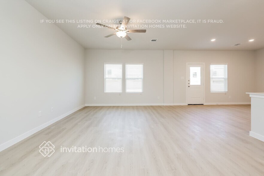 Building Photo - 20043 Briarcliff Pk Ln