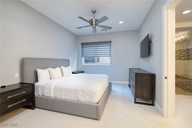 Building Photo - 675 Scenic Rim Dr