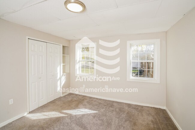 Building Photo - 820 Penn St