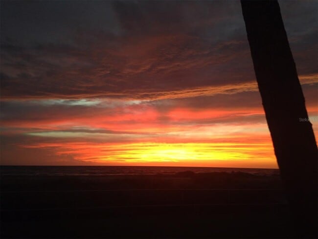 Building Photo - 505 Granada Ave