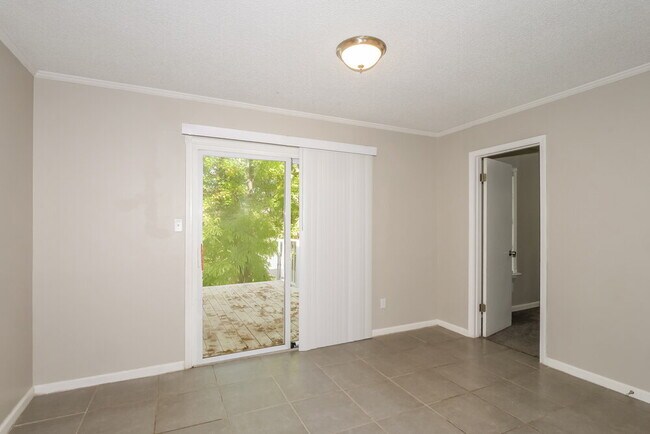 Building Photo - 2969 Forest Edge Dr