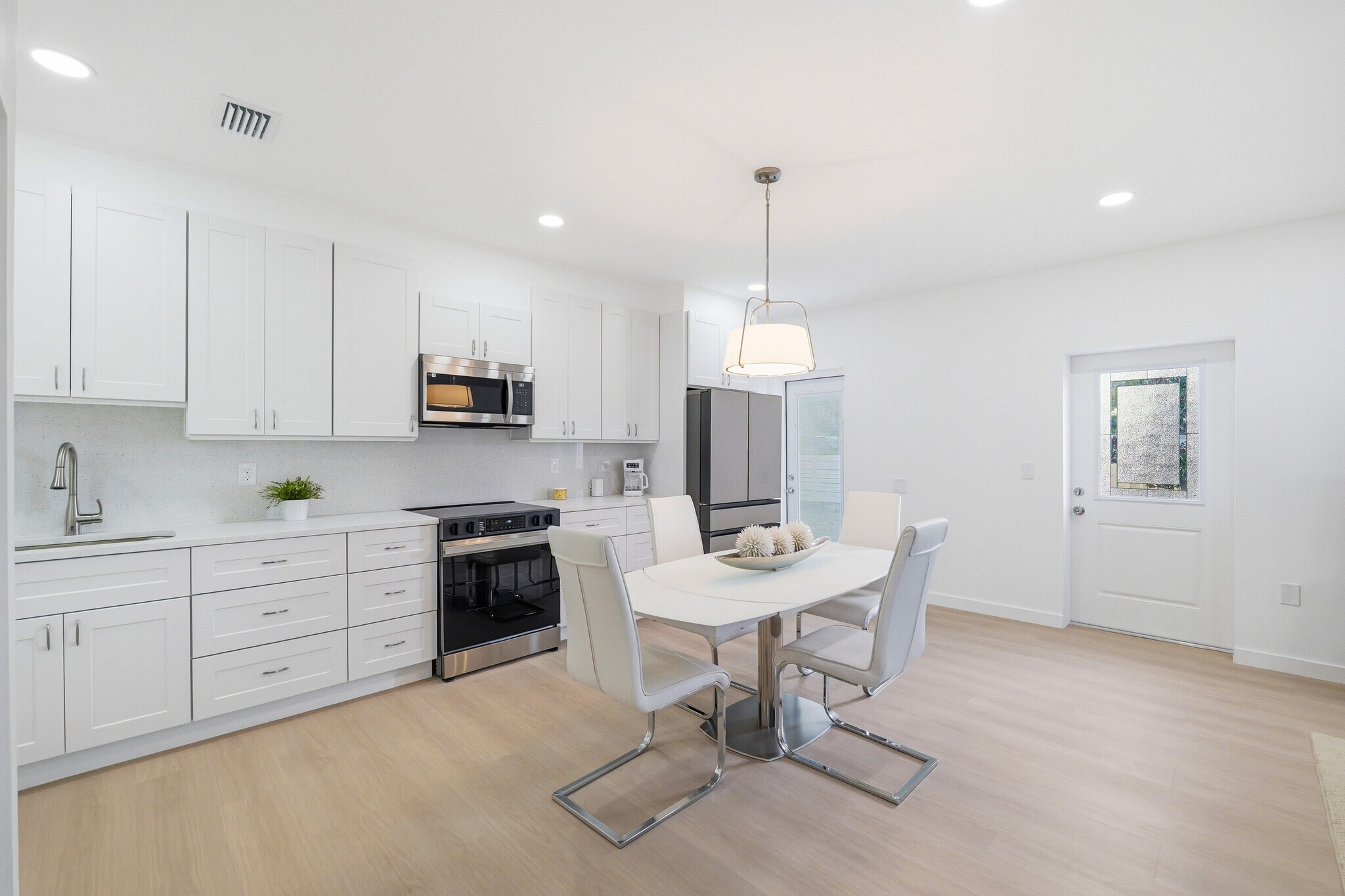 Building Photo - 508 Brandon Ave