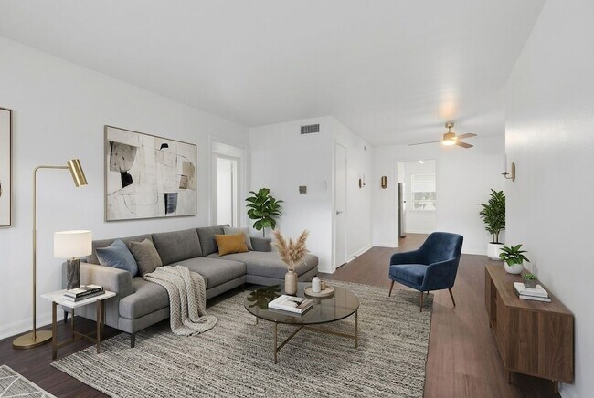 Building Photo - 3031 Mahanna Springs Dr