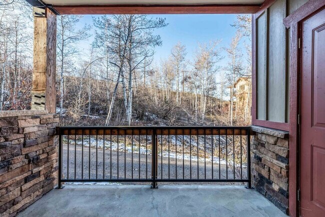 Building Photo - 5518 Lillehammer Ln