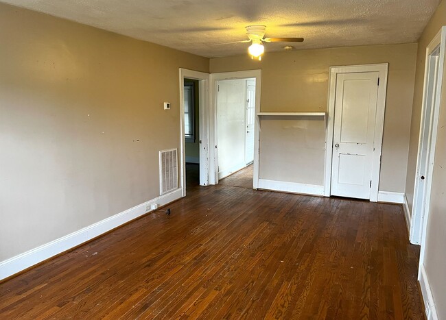 Building Photo - For Rent In Mocksville