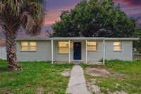 Building Photo - 4022 E Henry Ave