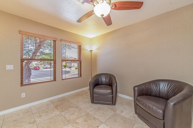 Building Photo - 13127 N Deergrass Dr