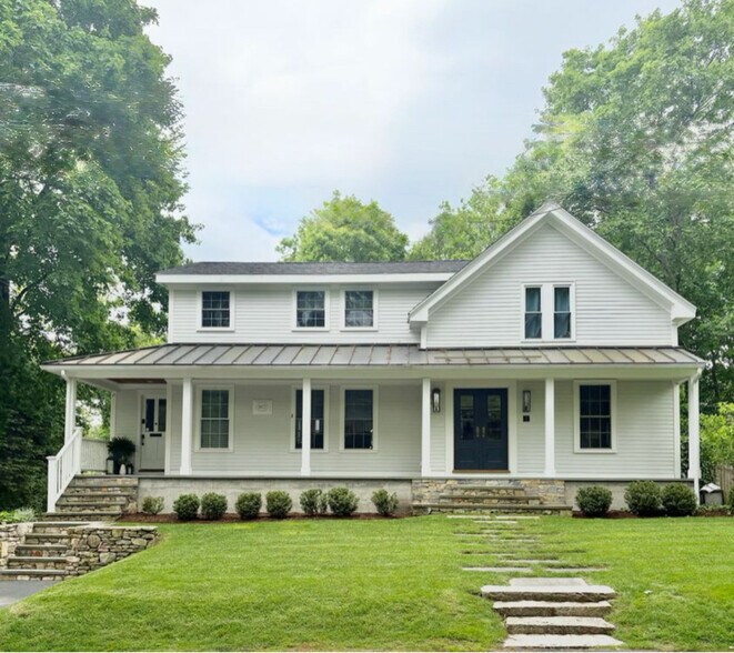 Primary Photo - 41 Howe St