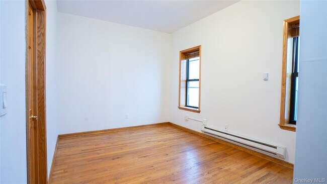 Building Photo - 46 N Village Ave