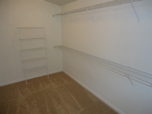 Building Photo - 5211 100th Dr E