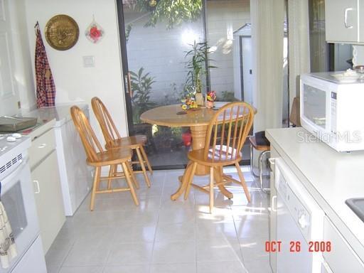 Building Photo - 2615 Sunbranch Dr