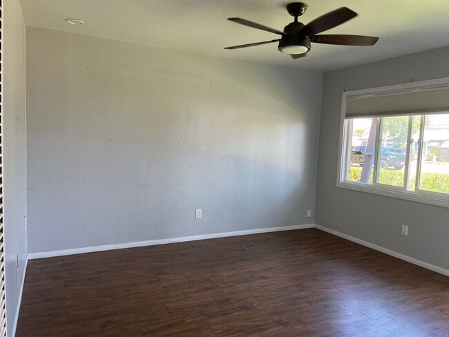 Building Photo - 3563-65 Clairemont Mesa Blvd