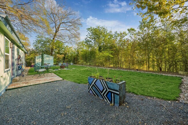 Building Photo - 4901 Prock Ln