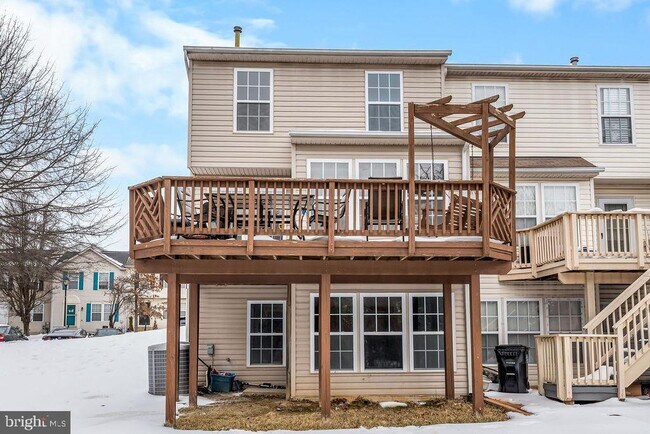 Building Photo - 7711 Cornerstone Way