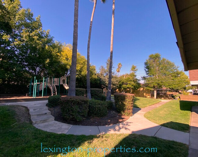 Building Photo - Fantastic, 2bd/1ba, Condo Home available in The Villaggio community, near Madison Ave. and Americ...